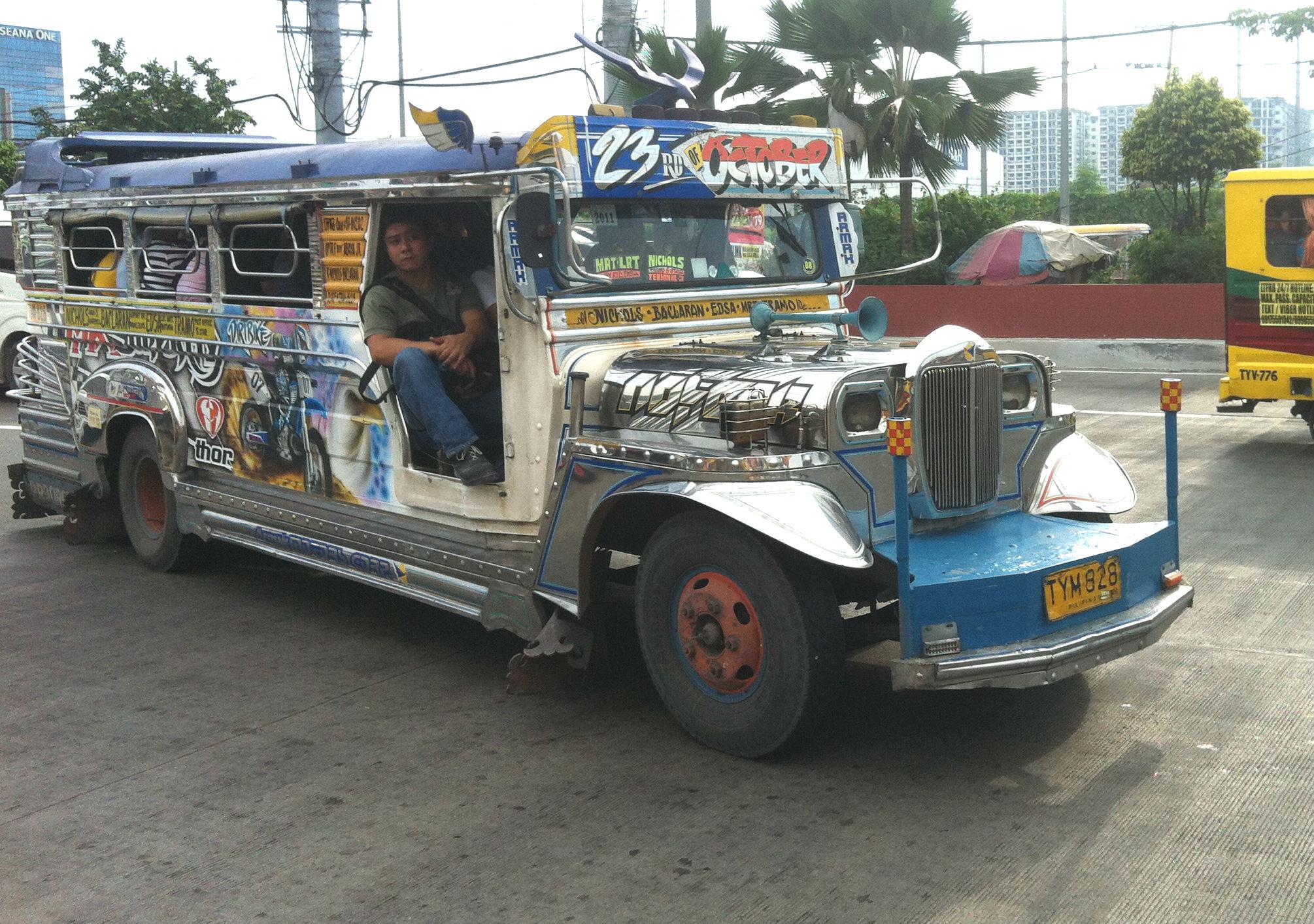 http://blog.cebu-oh.com/basic/2016/09/photo/jeepney.JPG